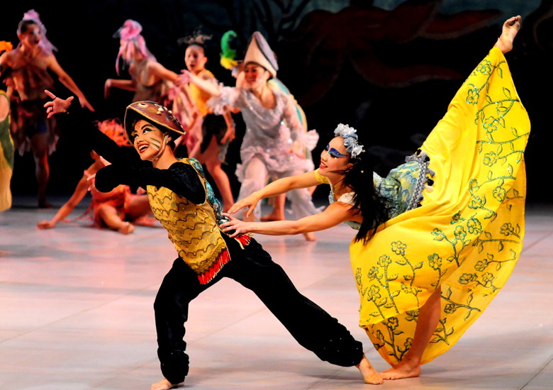 台灣 蘭陽舞蹈團